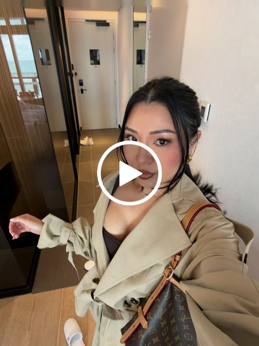 Customer video review of Infinaluxe Customisable Lash Extensions (4 rows)