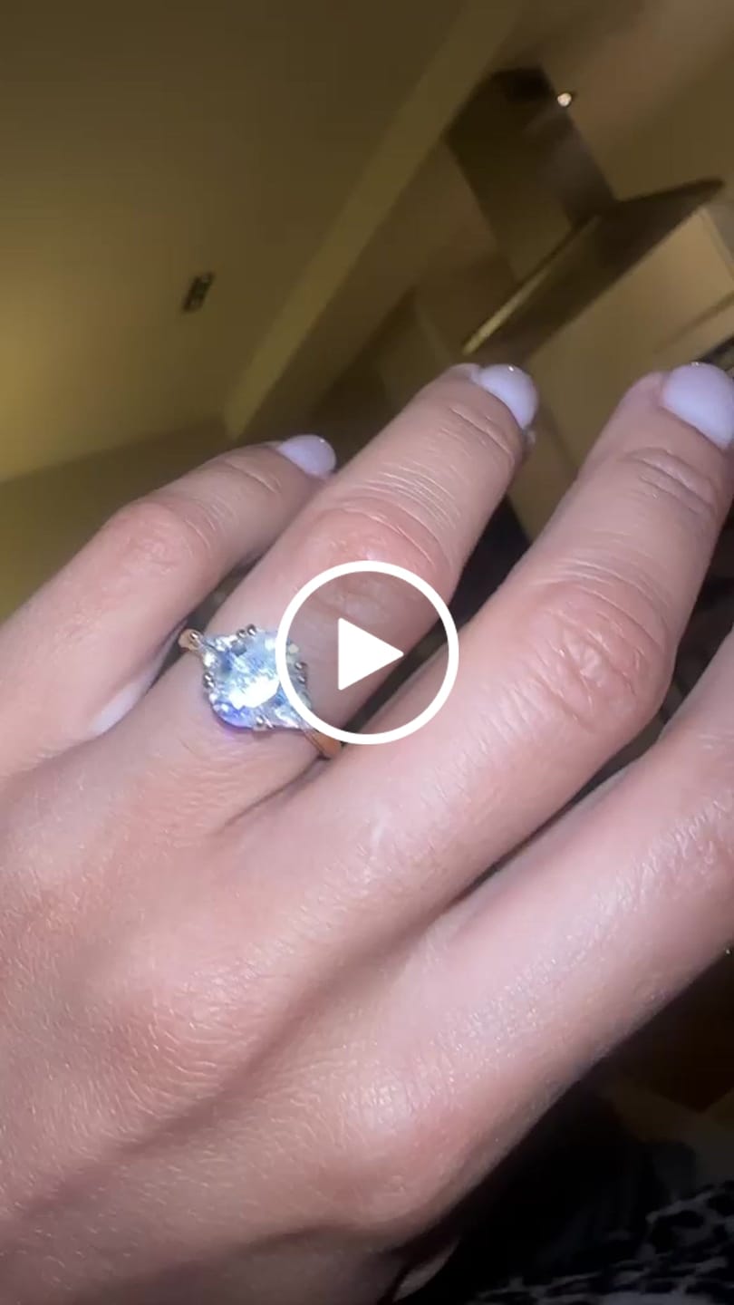 Customer video review of The Evelyn - Gold