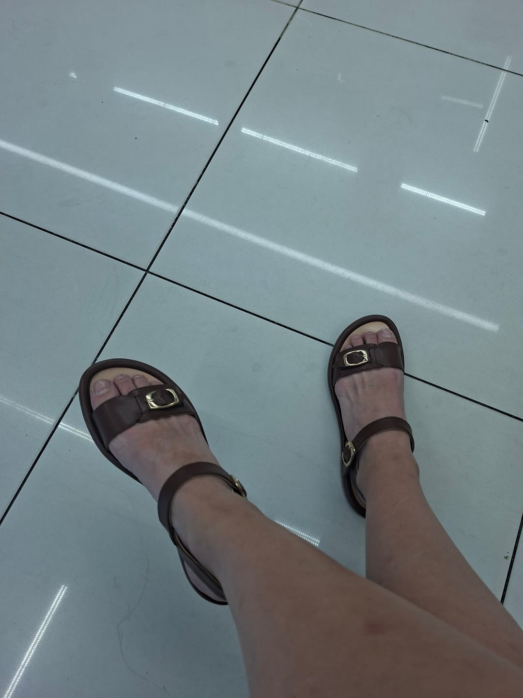 Customer photo review of סנדלי עור לנשים Pardes Slides