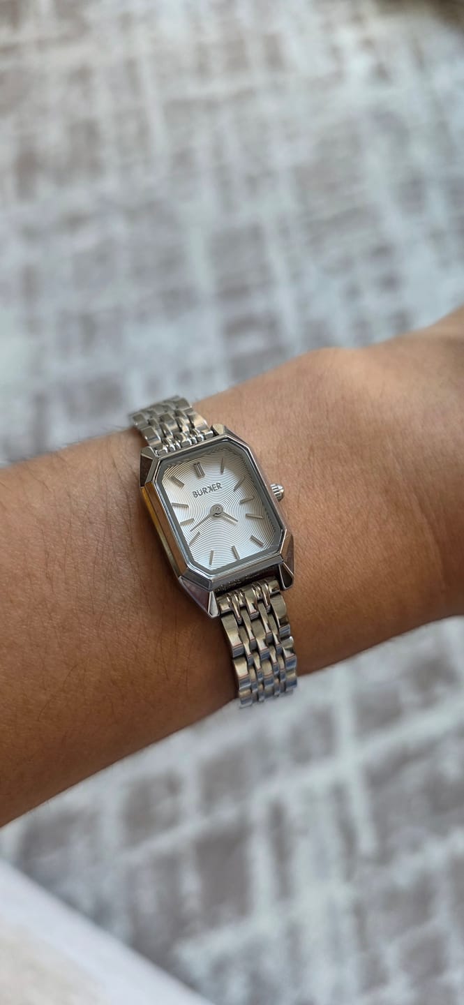 Customer photo review of Isabell Petite Silver