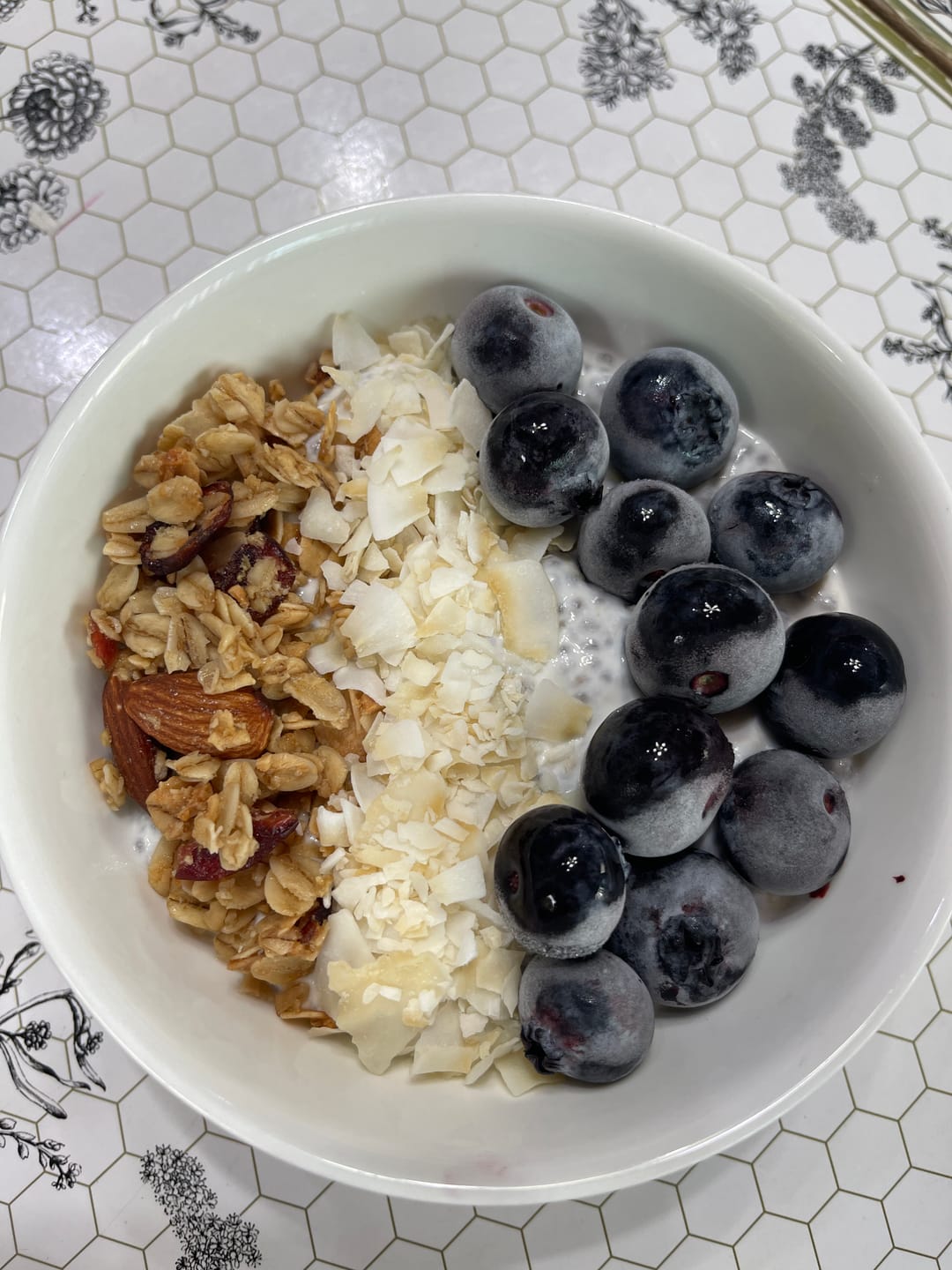 Customer photo review of Bob's Red Mill Organic Gluten Free Old Fashioned Rolled Oats (907g)