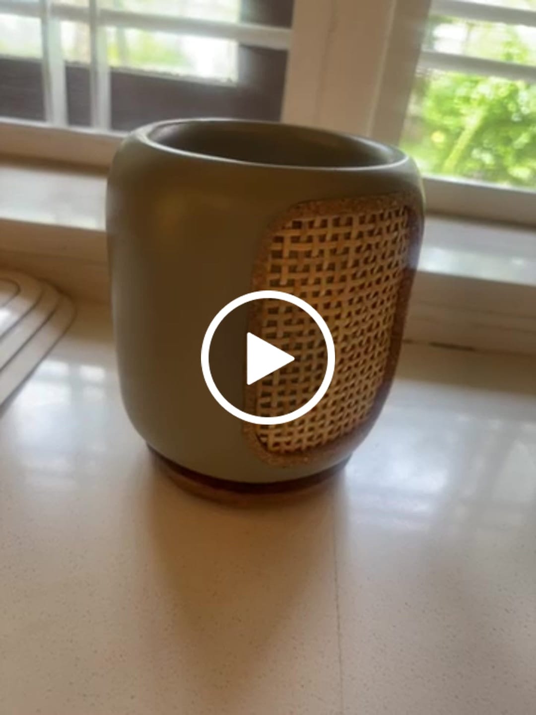 Customer video review of Jali Cutlery Holder