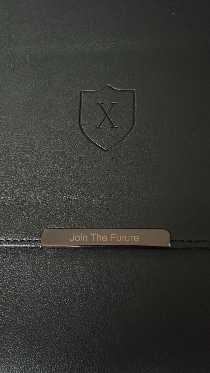 Customer photo review of Funda Notebook Smart Case