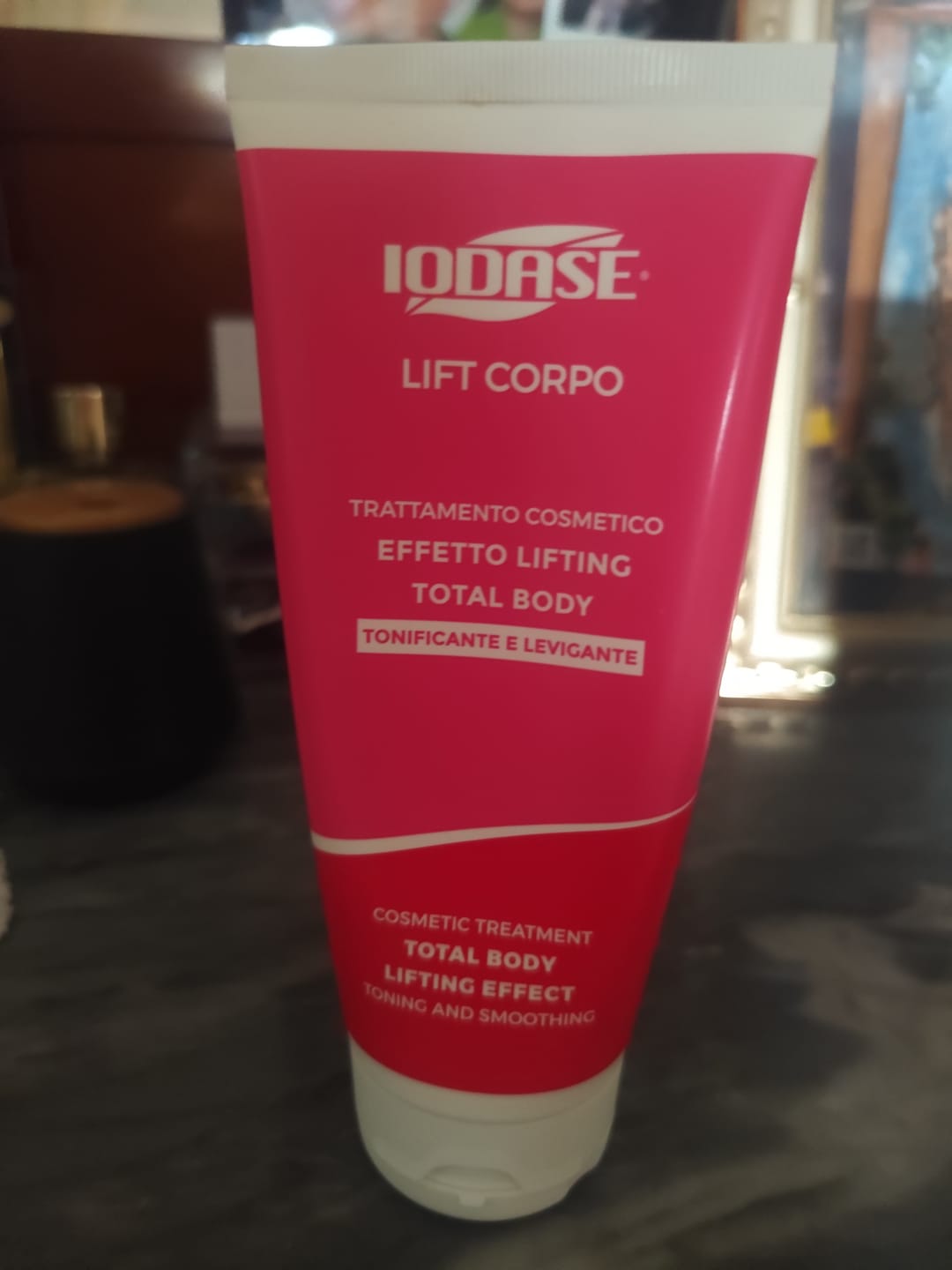 Customer photo review of Crema lifting corpo