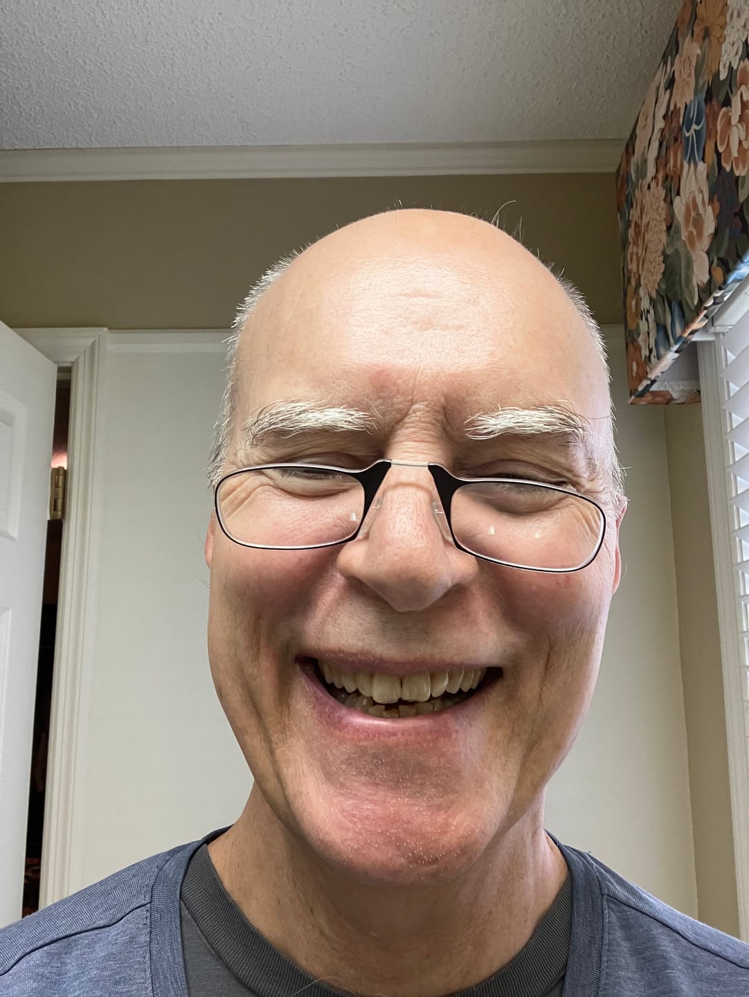 Customer photo review of Readers + Black Universal Pod