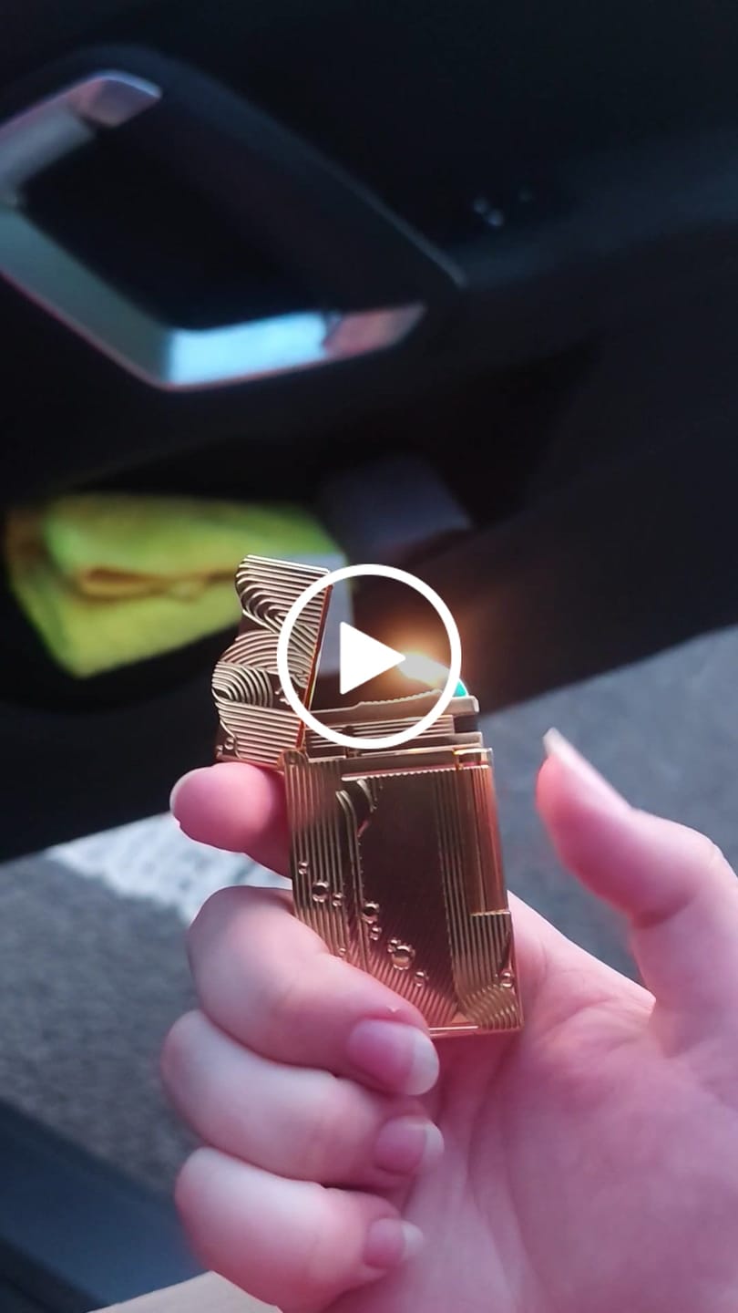 Customer video review of Sanji's Lighter