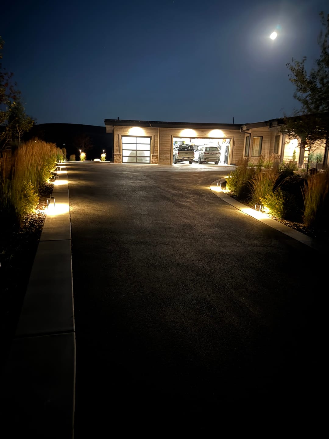 Customer photo review of Luxury Metal Solar Lantern