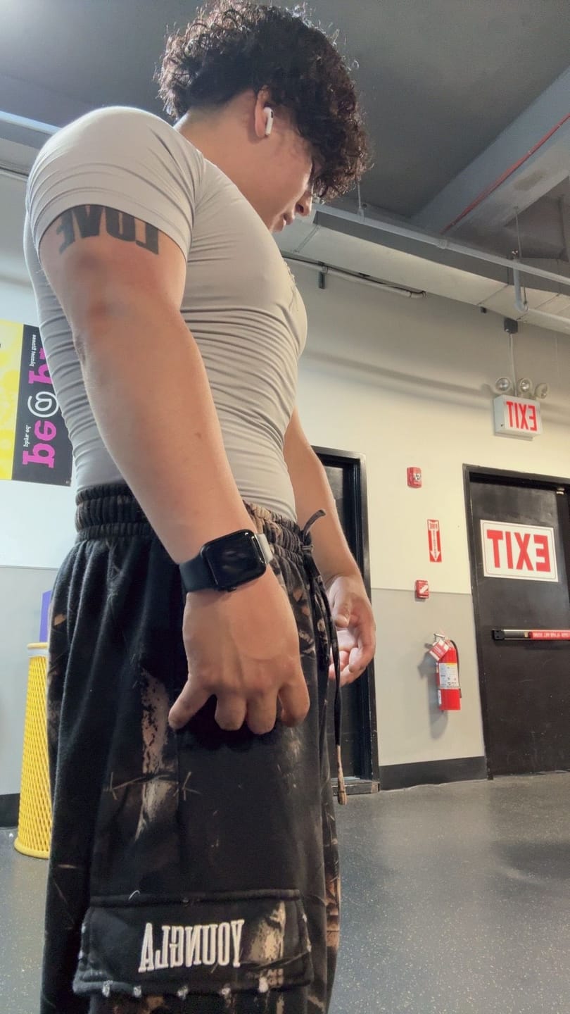 Customer photo review of 4193 - Classic Compression Tees