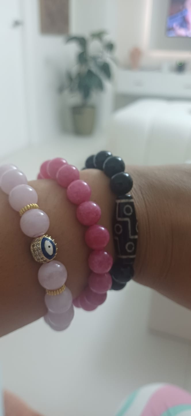 Customer photo review of Evil Eye Bracelet for Positive Energies, Good Luck, Good Karma & Protection