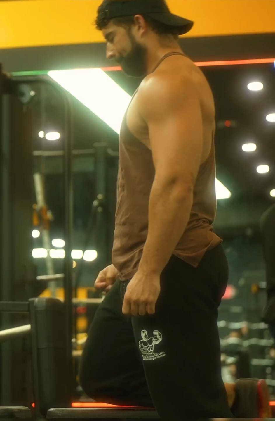 Customer photo review of TITAN '96 SWEATS