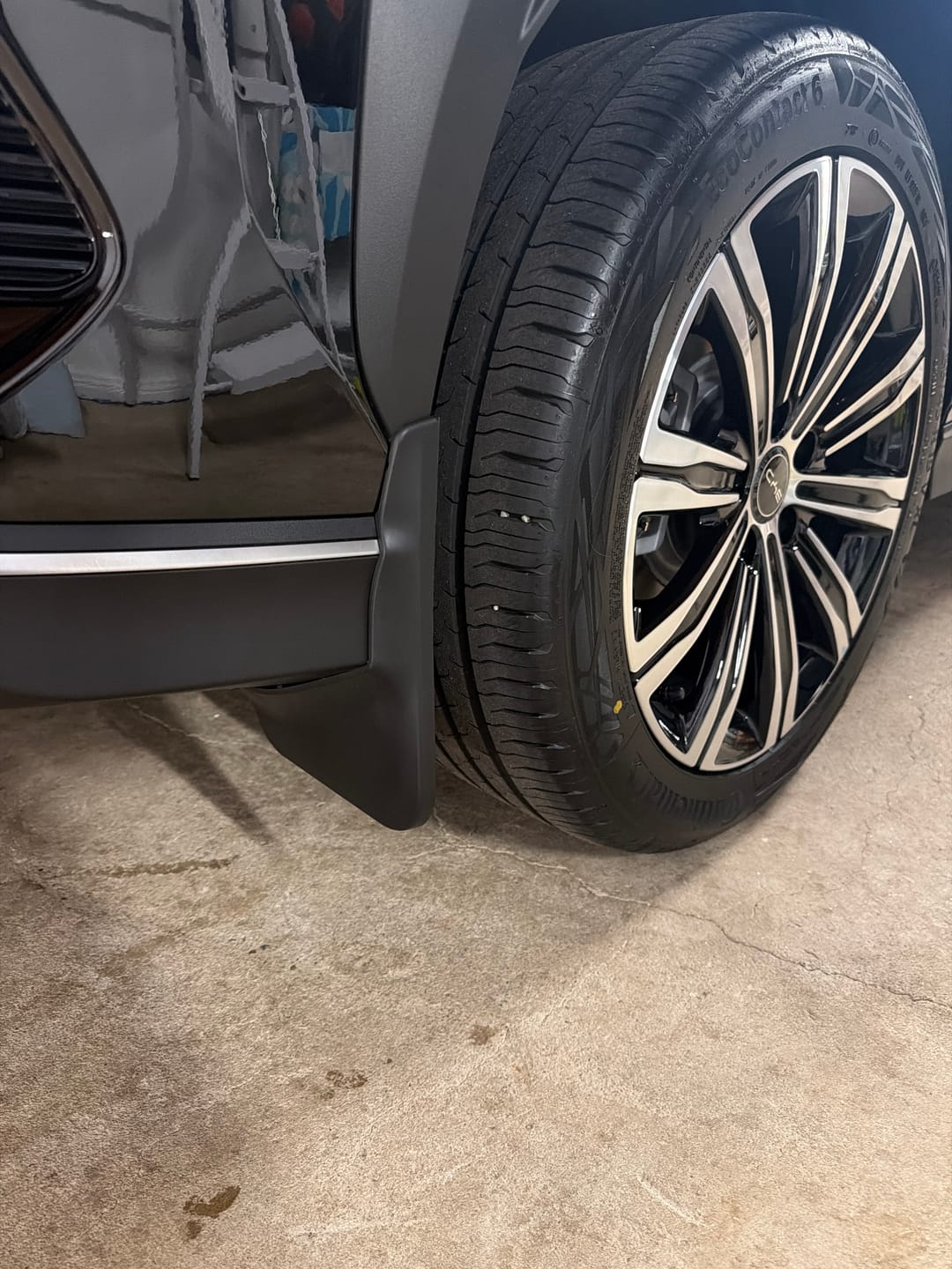Customer photo review of Mud Flaps For BYD Sealion 7 (2024-2026)