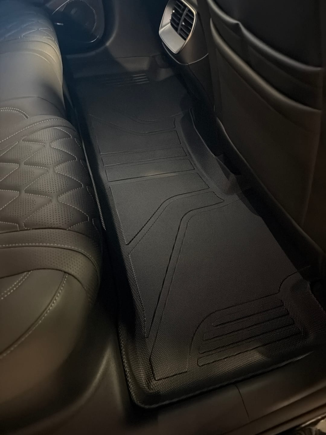 Customer photo review of TPE Floor Mats For BYD Sealion 7 (2025-2026)