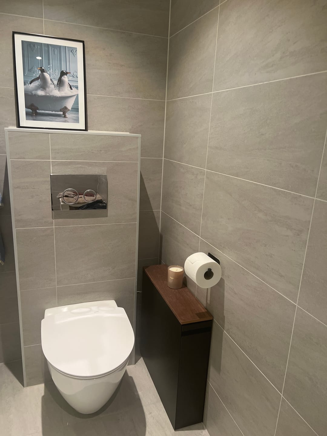 Customer photo review of Uttrekkbar oppbevaringshylle sort, 55 x 56 cm