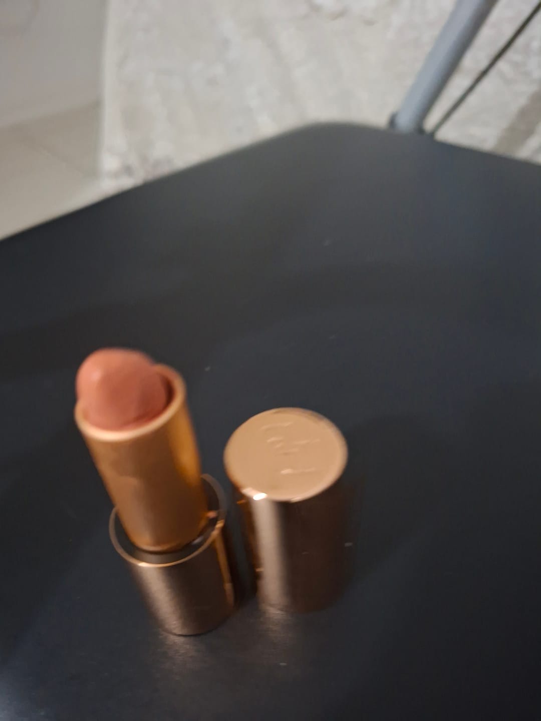 Customer photo review of BATOM ICONIC VELVET | 200 NATURAL ROSE