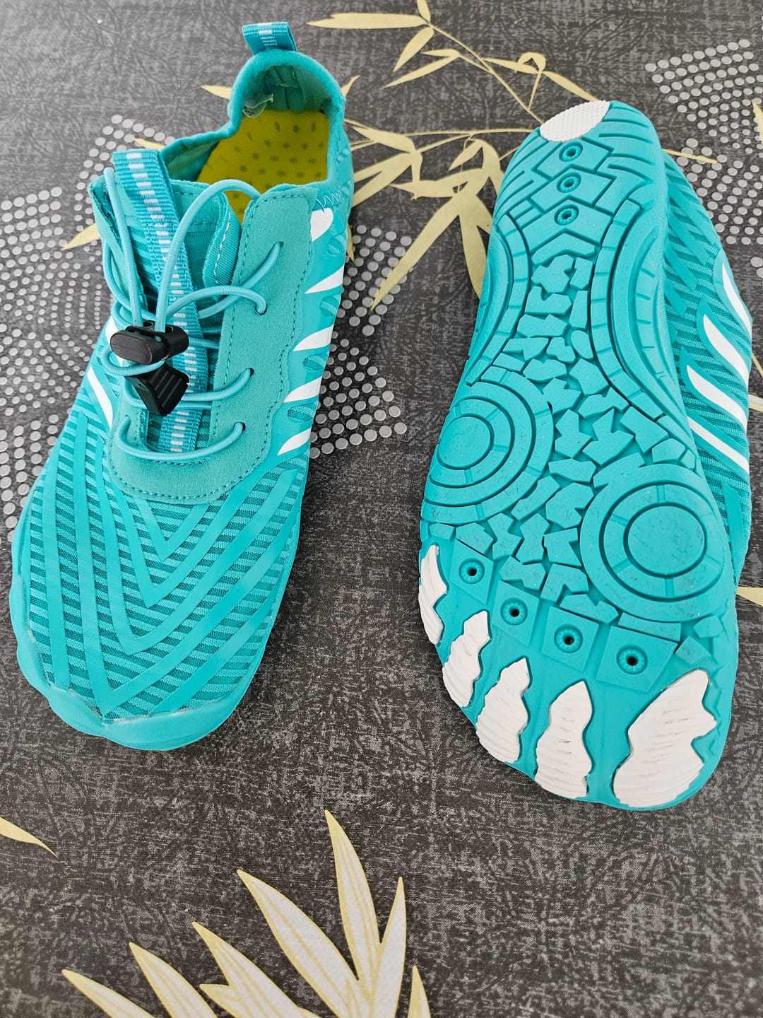 Customer photo review of Chaussures à pieds nus Premium