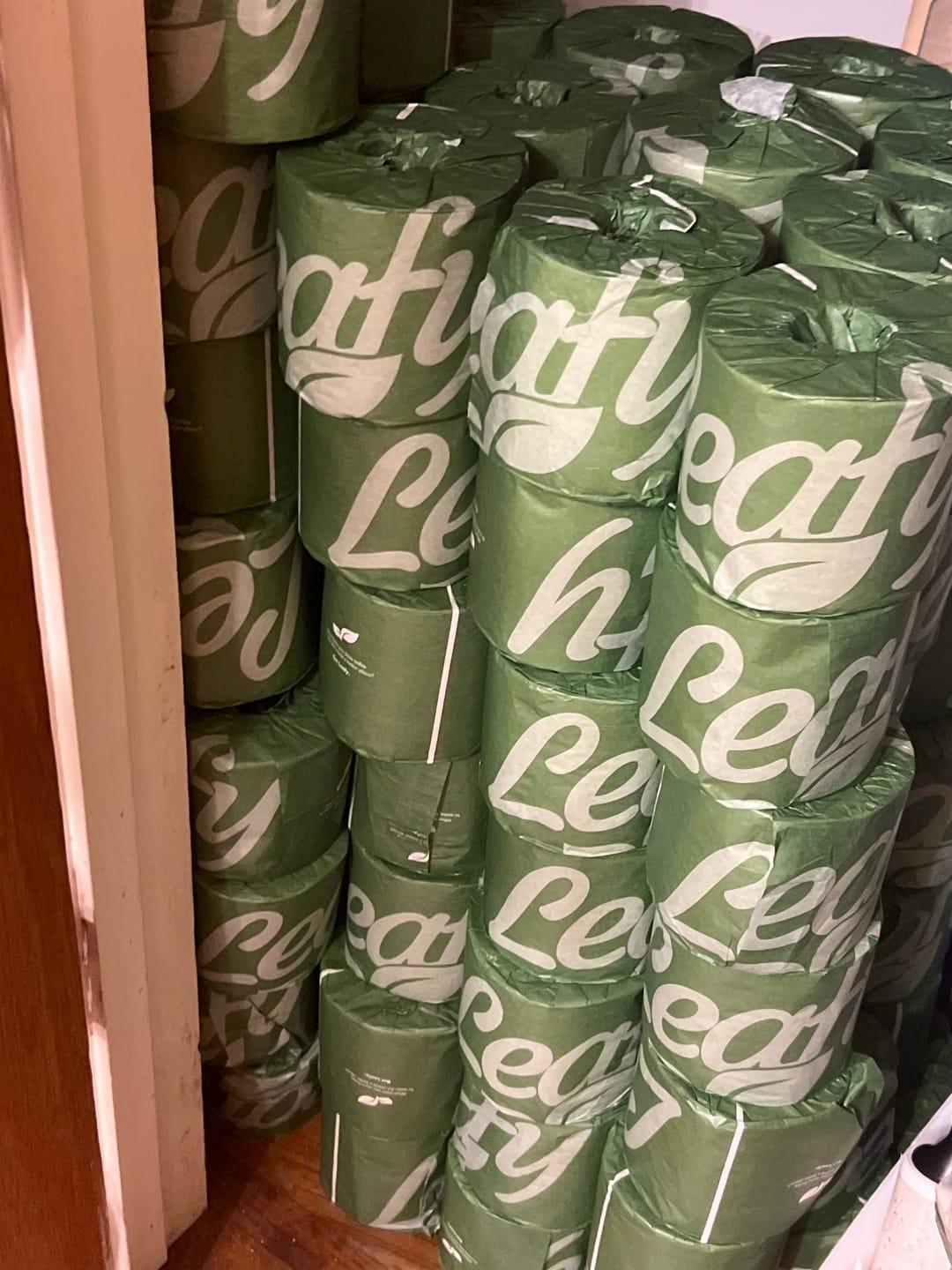 Customer photo review of Leafy EarthLuxe Bamboo Reserve - 80 roll 2 ply
