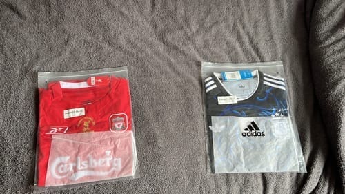 Customer photo review of LIVERPOOL FC CLASSIC SHIRT 2004-05