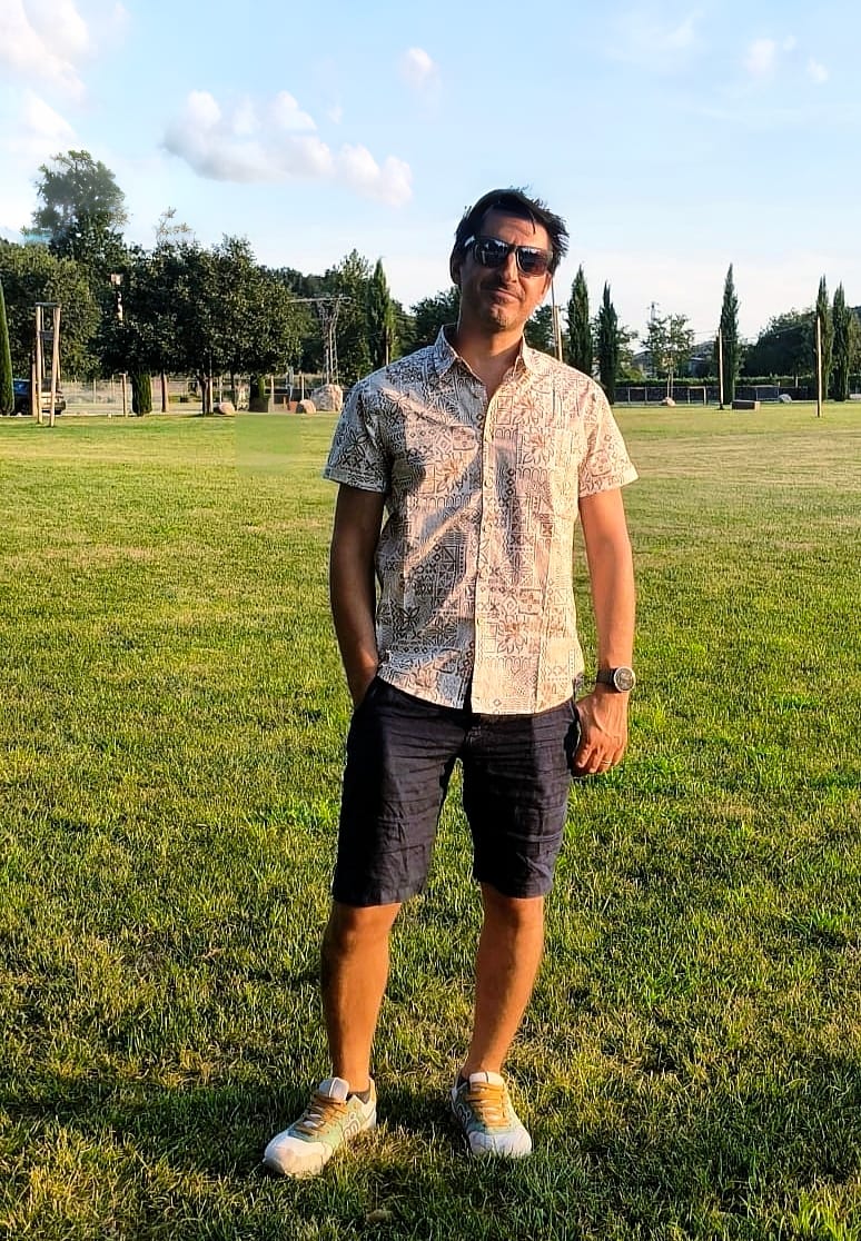 Customer photo review of Men's Short Sleeve Cotton Breathable Bohemian Retro Geometric Print Resort Shirt