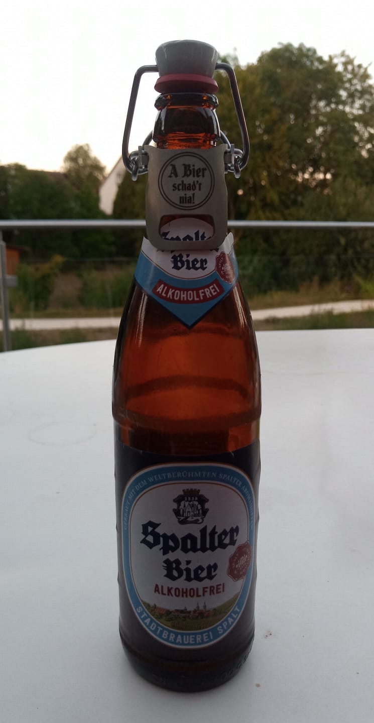 Customer photo review of Gaudiknopf "A Bier schad't nia" Bügelverschluss
