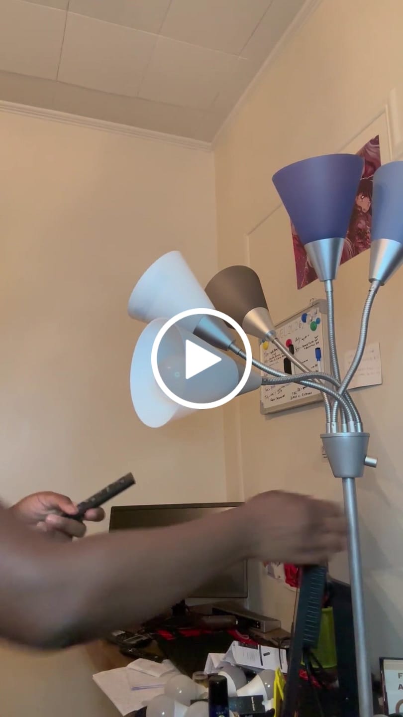 Customer video review of 670nm Deep Red LED Bulb with 3 White Modes