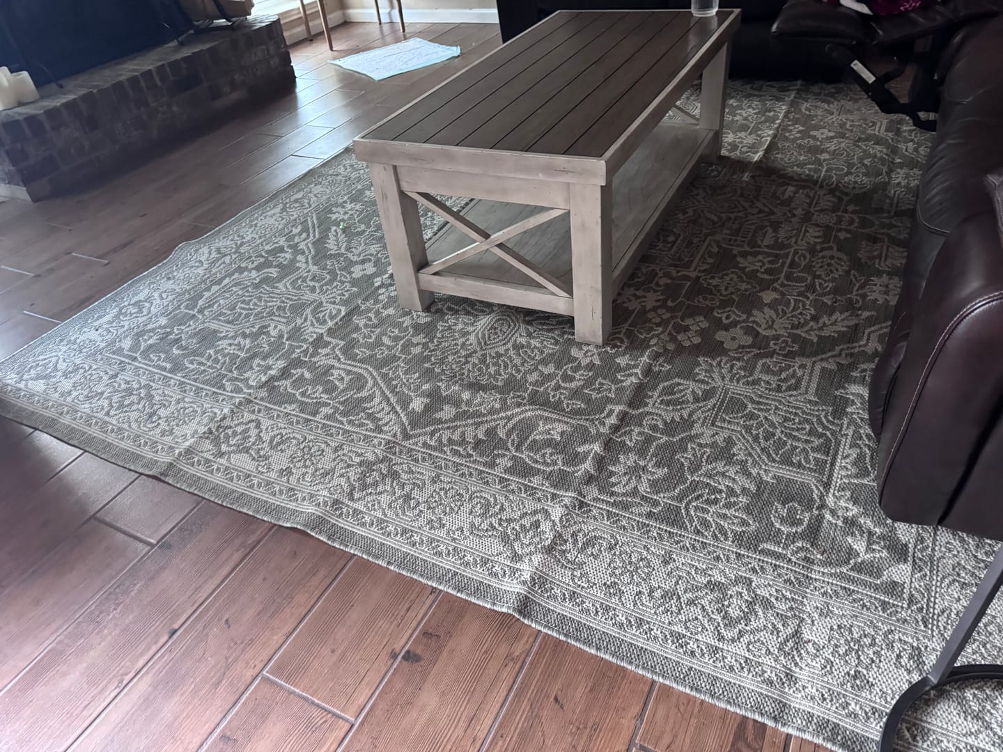 Customer photo review of Medal Indoor/Outdoor Rug - Gray