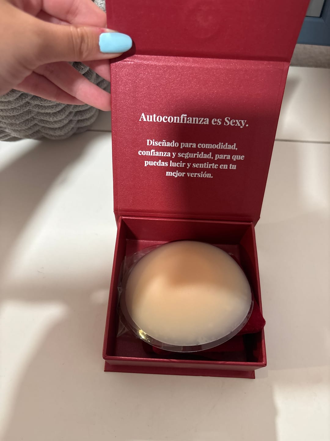 Customer photo review of Pezoneras Círculos con Adhesivo