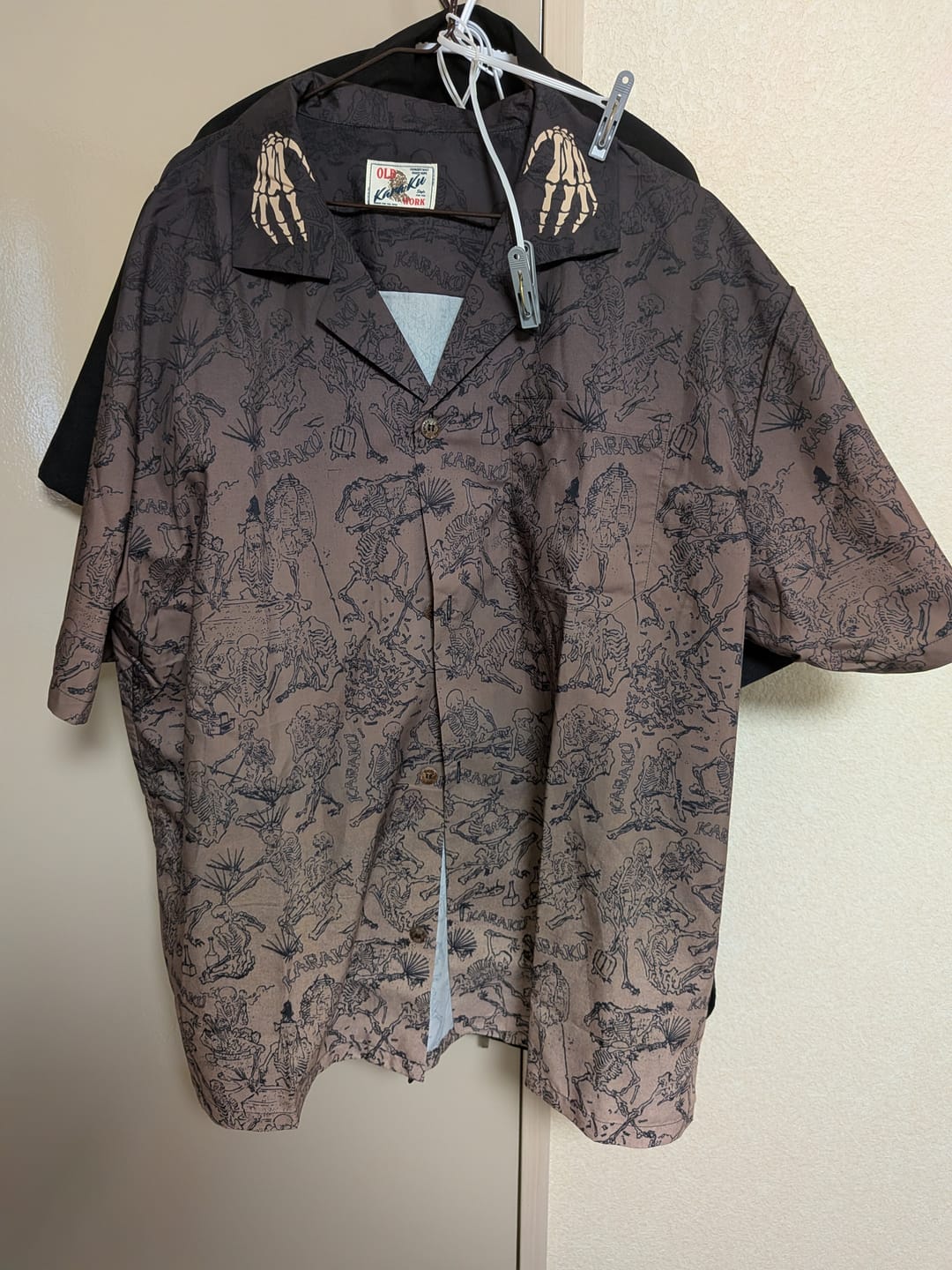 Customer photo review of 河鍋暁斎「生を謳歌している骸骨」浮世絵風アロハシャツ