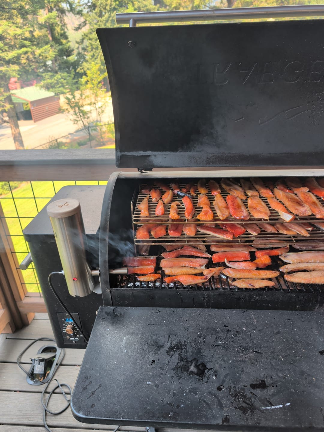Customer photo review of Smokai 1 Litre Classic Smoke Generator