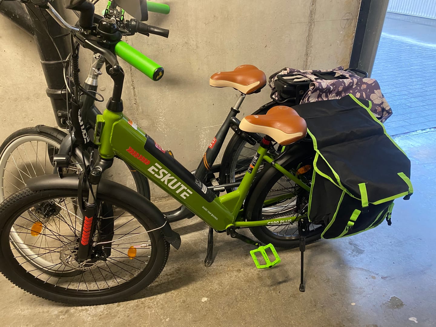 Customer photo review of Eskute C100 Plus City E-Bike