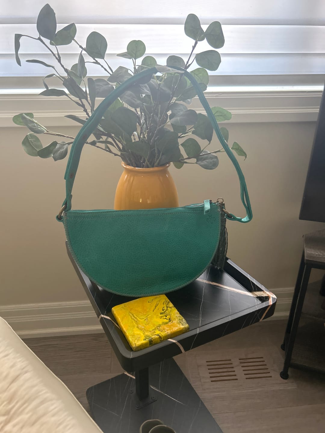 Customer photo review of Turquesa Biggie Bee