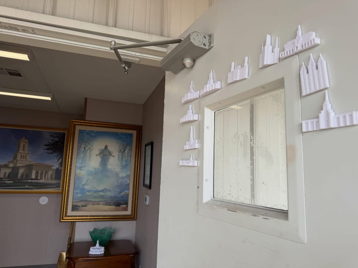 Customer photo review of 10 Temple Magnets - Gift Ready