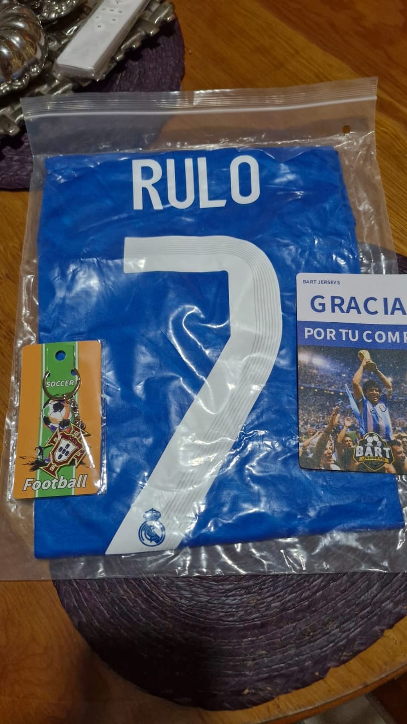 Customer photo review of Real Madrid 3er Kit - 25/26