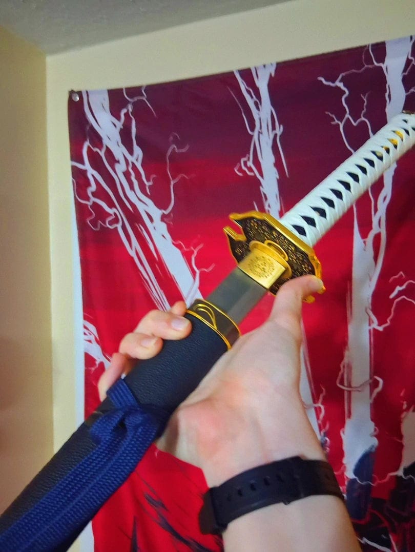 Customer photo review of Vergil’s Yamato sword(Devil May Cry 5)