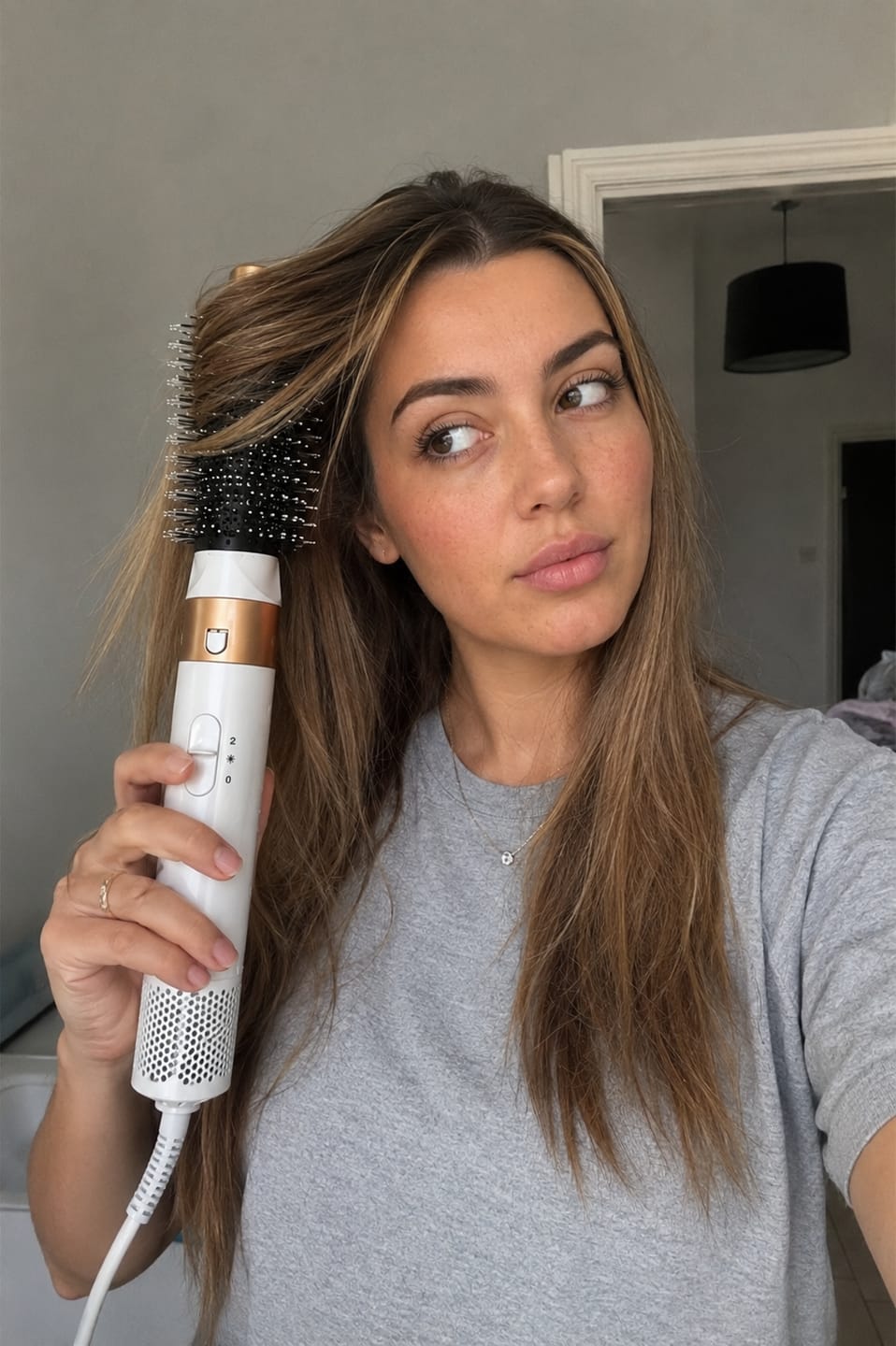 Customer photo review of Ava Air PRO – 5-in-1 Hair Dryer Brush & Multistyler