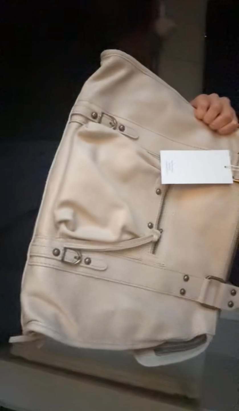 Customer photo review of It girl bag off white