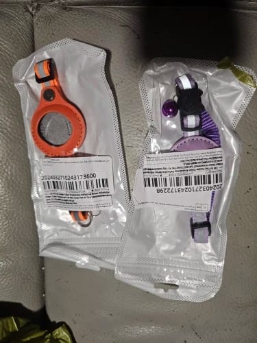 Customer photo review of WagWells AirTag Collar