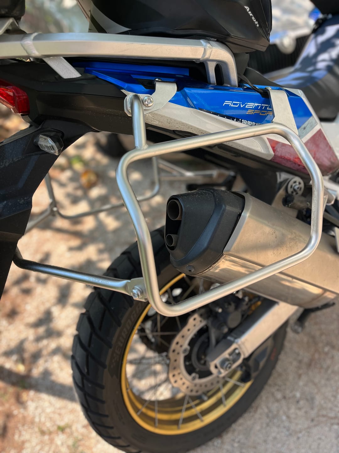 Customer photo review of MotoRacks – Motorcycle Luggage Pannier Racks