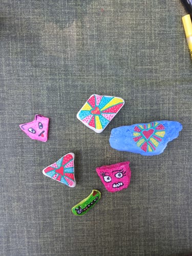 Customer photo review of Beschilder, verstop, volg | Mini Starterpakket + App | Happy Stones Maken in 20 minuten.