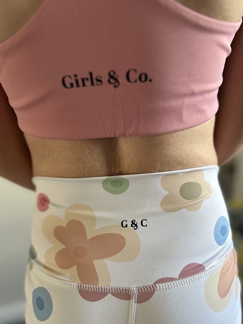 Customer photo review of Mid-Length Shorts - Daisy
