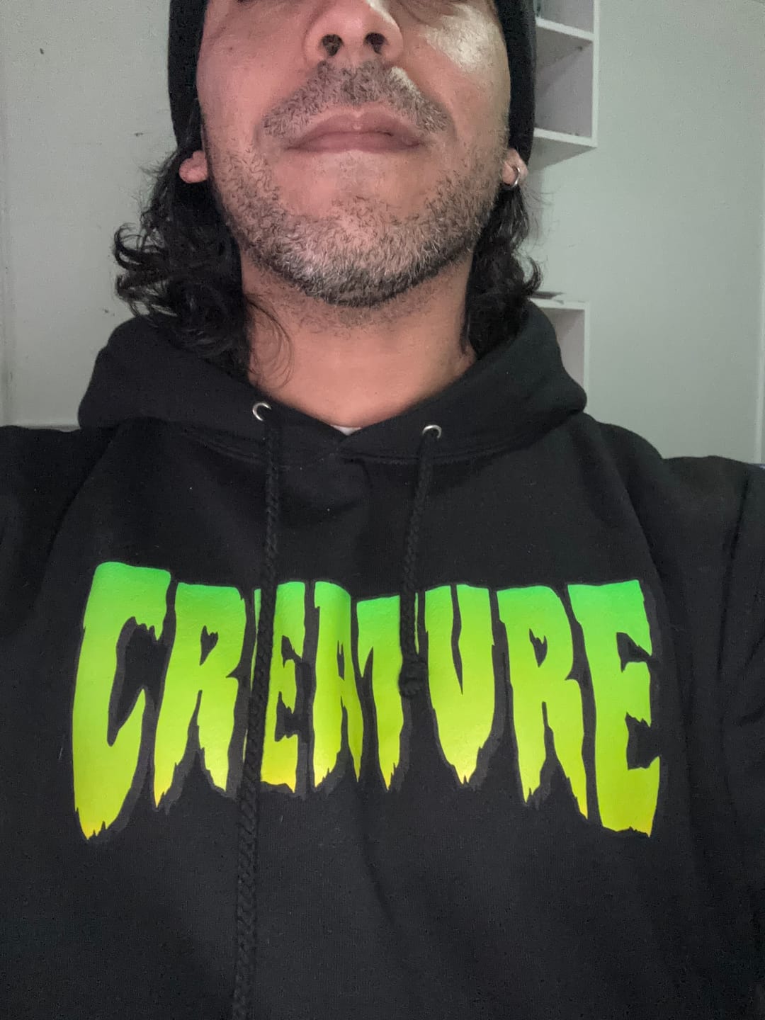 Customer photo review of Creature - Poleron Canguro Logo Black