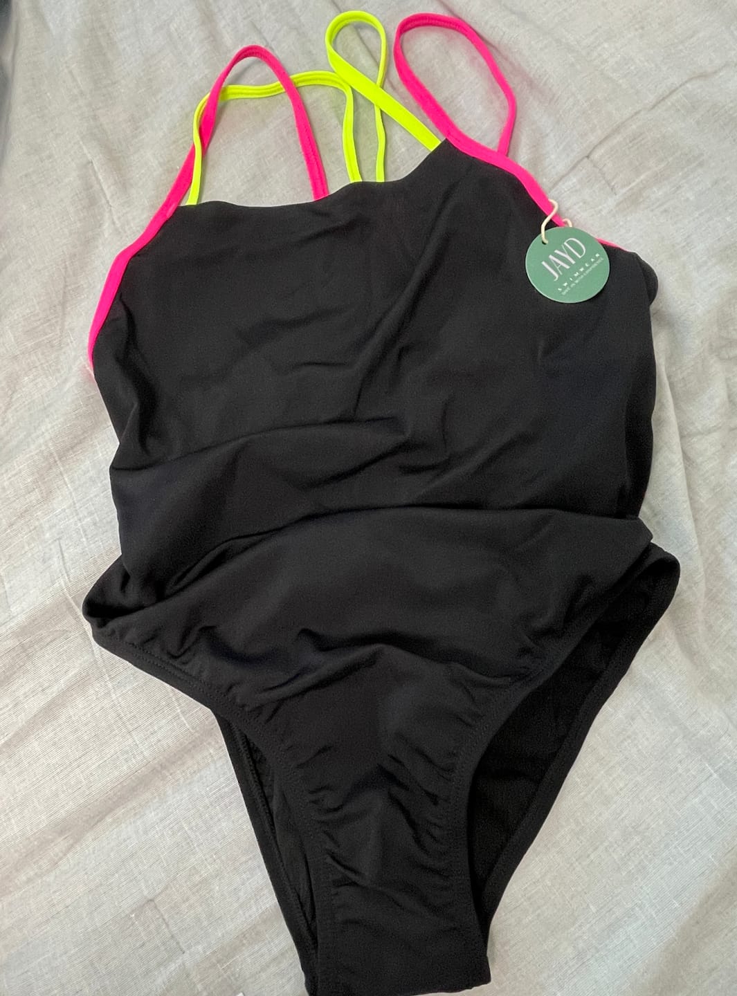 Customer photo review of APSLEY ONE PIECE - Black|Pink Sorbet|Rave
