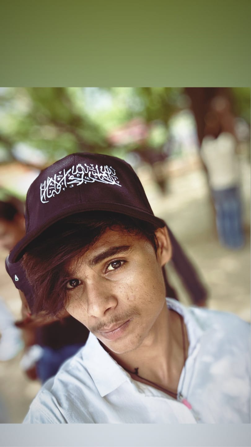 Customer photo review of Arabic Shahada Cap