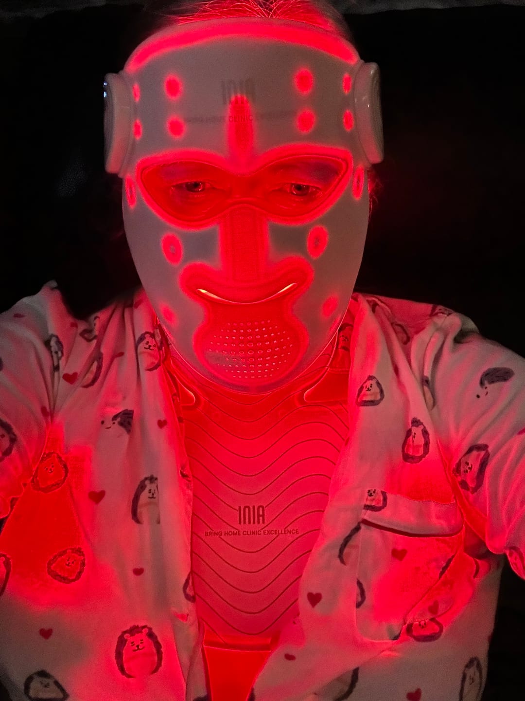 Customer photo review of INIA GLOW 4D Face & Neck Pro Kit