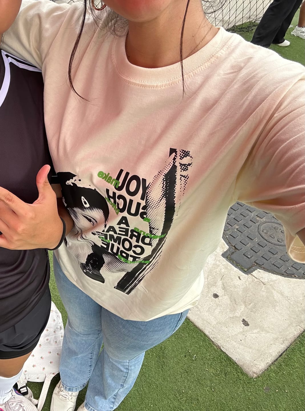 Customer photo review of Ariana grande