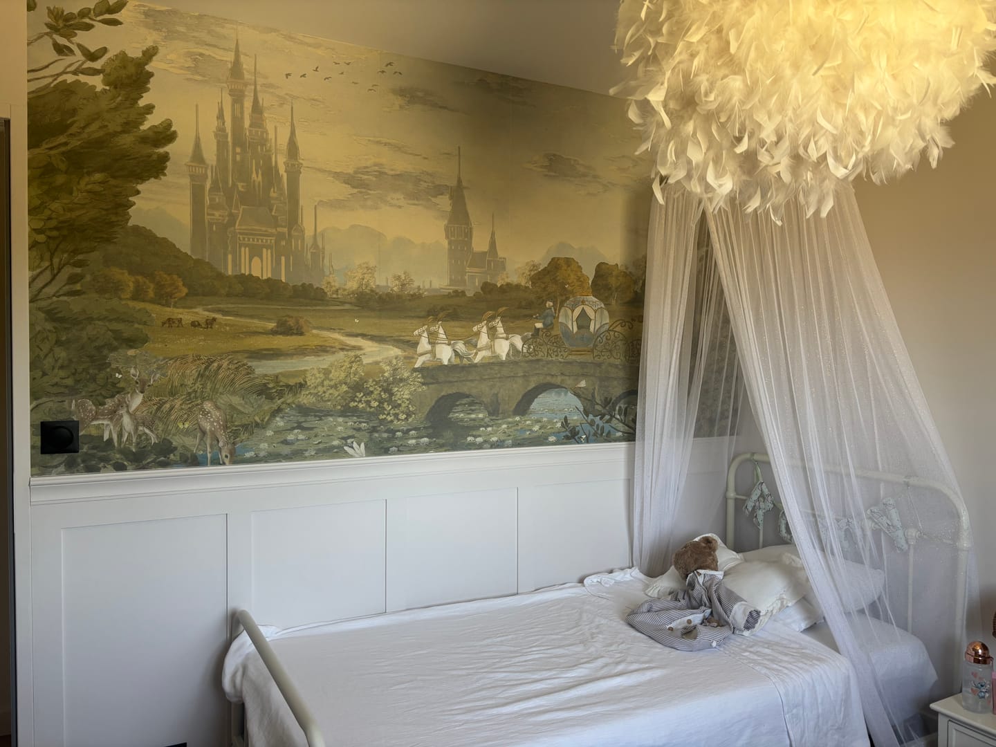 Customer photo review of Ella - Princess Castle Wallpaper Mural