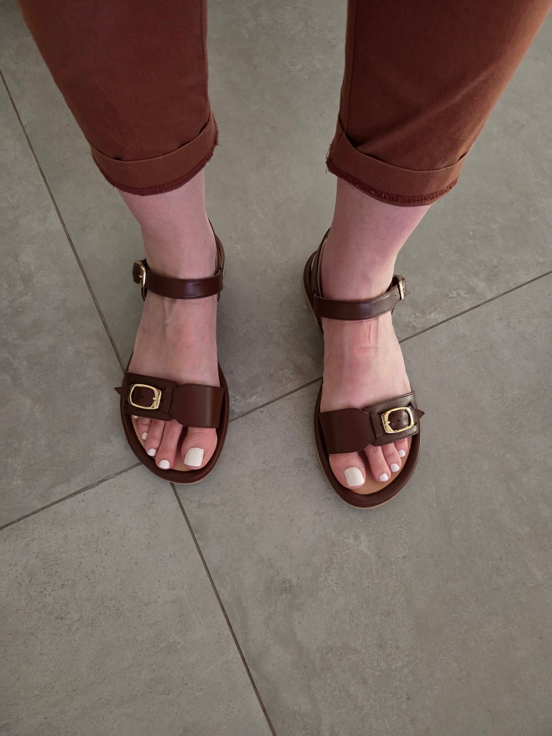Customer photo review of סנדלי עור לנשים Pardes Slides