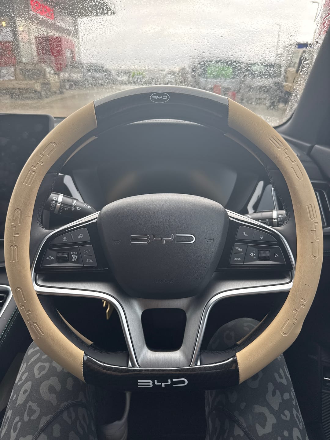 Customer photo review of Carbon Fiber Style Nappa Leather Steering Wheel Cover For BYD