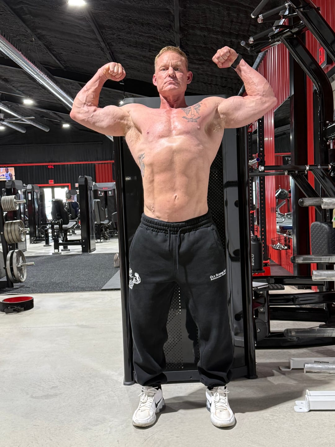 Customer photo review of TITAN '96 SWEATS