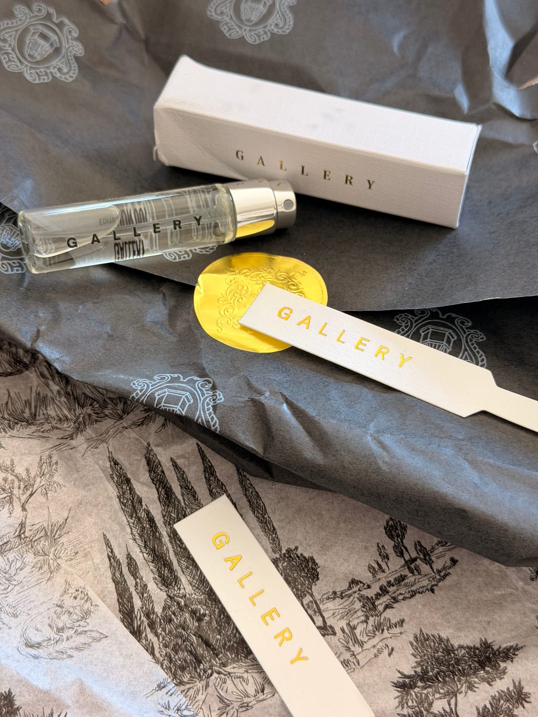 Customer photo review of Loggia 2 ml Sample