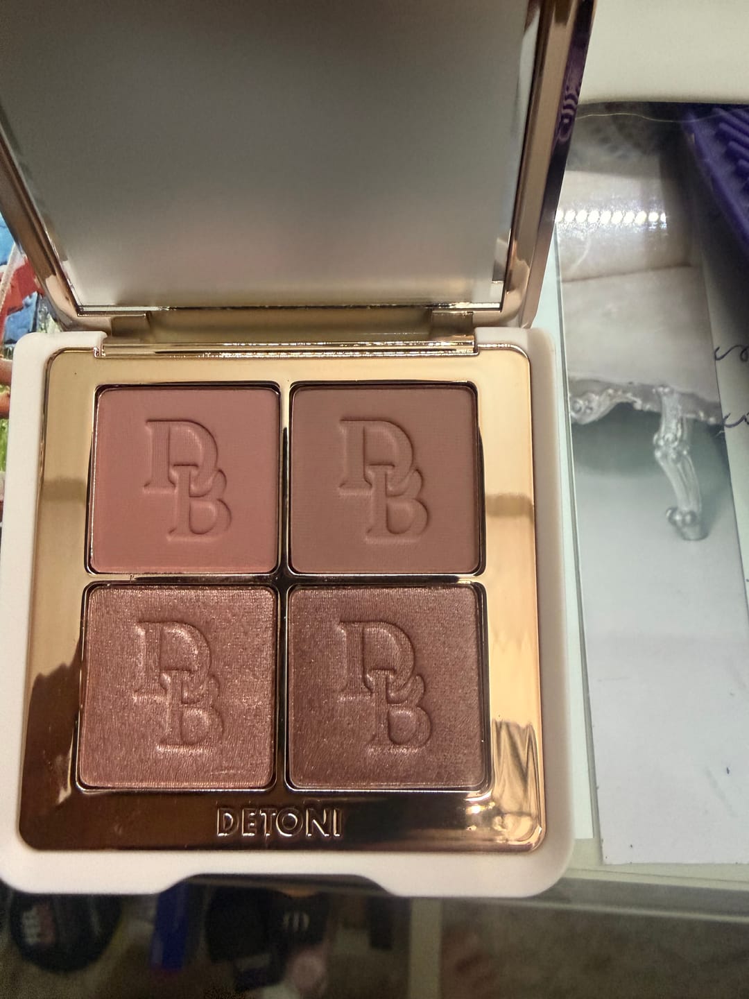 Customer photo review of EASY EYE PALLETE | CLASSIC ROSE - QUARTETO DE SOMBRAS